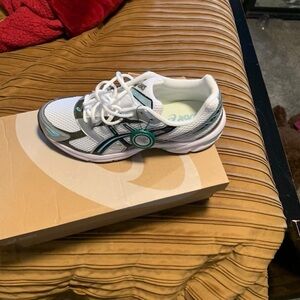 Asics White and Gray Athletic Shoes with Sporty Design